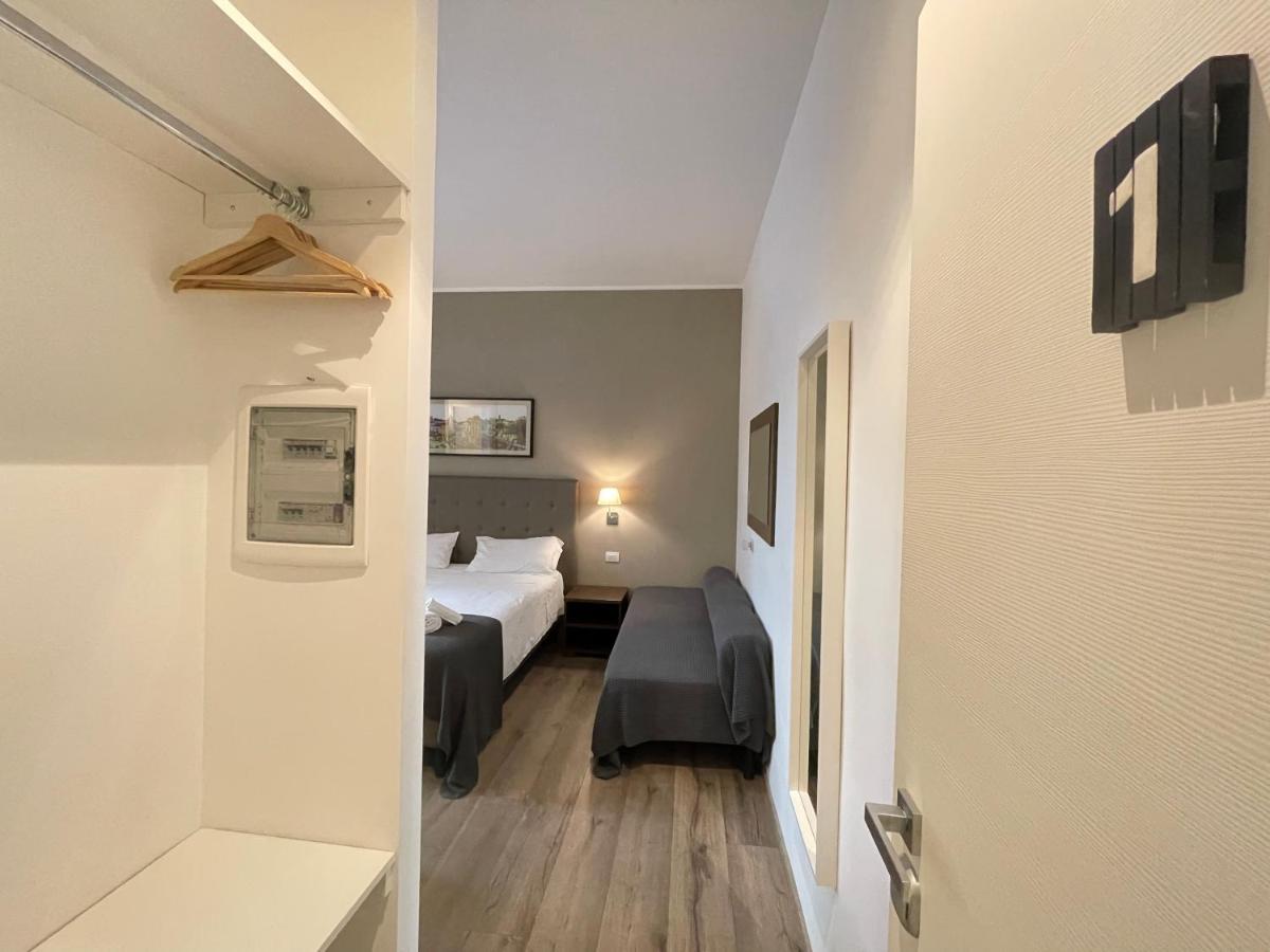 Victory Rooms Rome Bagian luar foto
