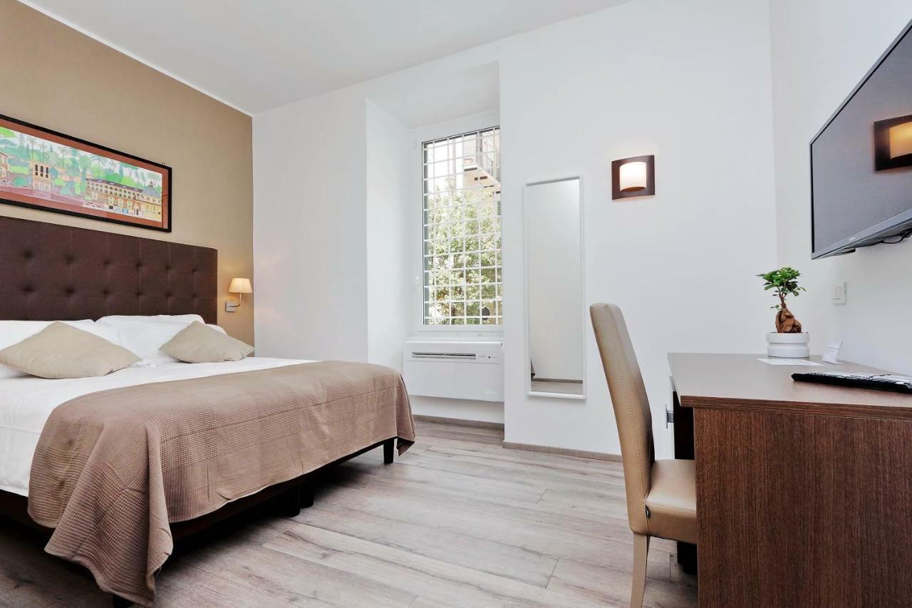 Victory Rooms Rome Bagian luar foto